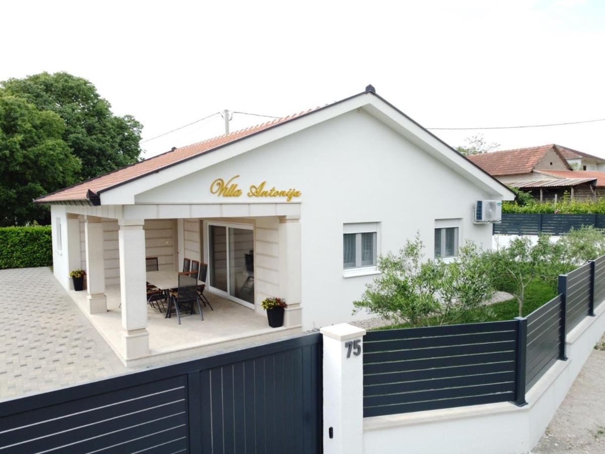 Villa Antonija Liyubuşka Dış mekan fotoğraf