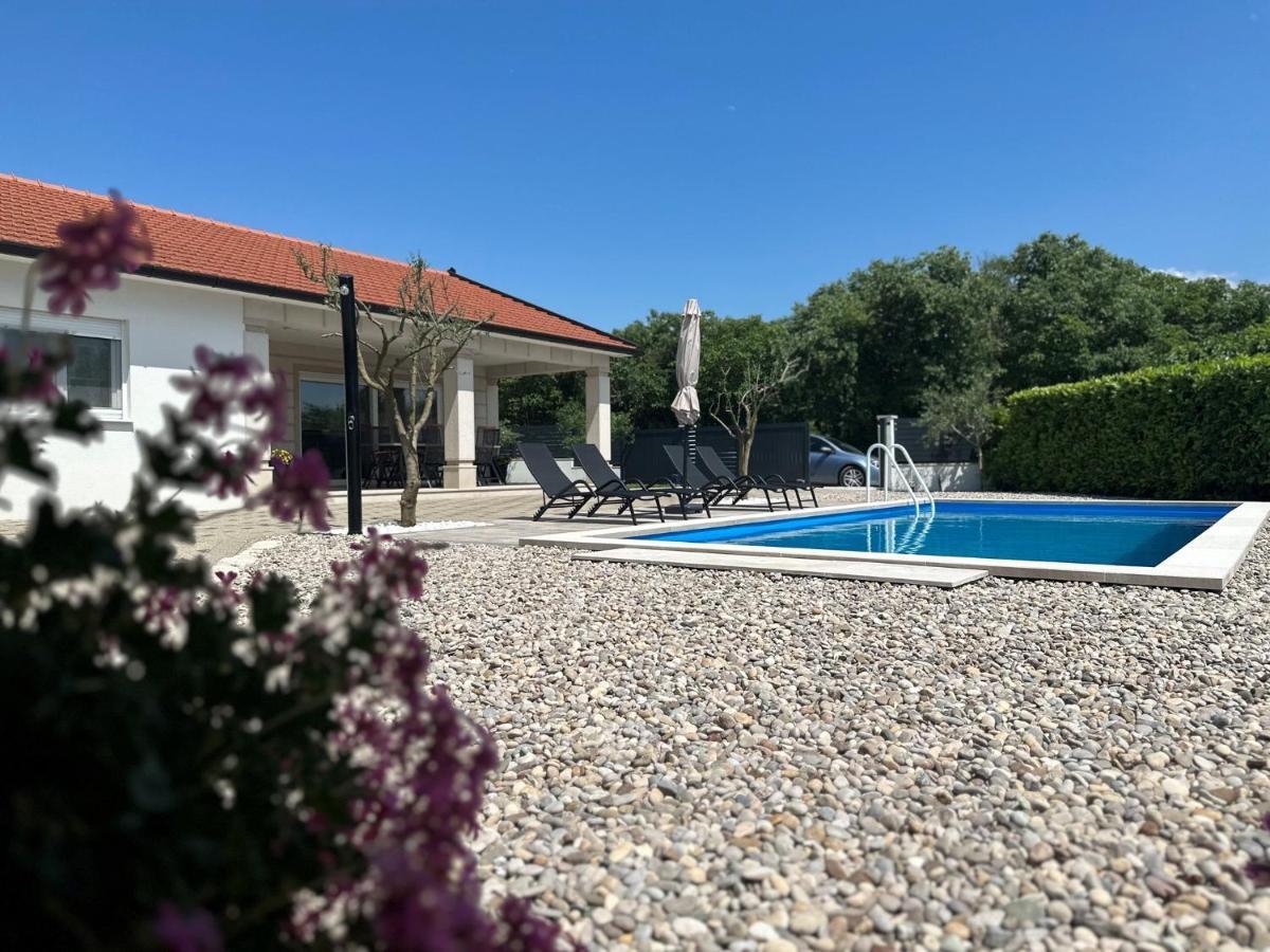 Villa Antonija Liyubuşka Dış mekan fotoğraf